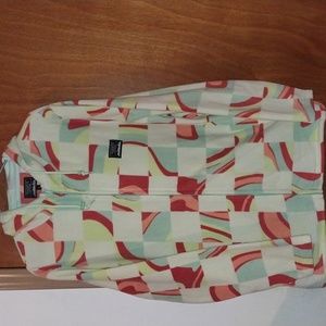 Massive Outdoors Woman's Large Full Zip Fleece Hooded Jacket. Multicolor